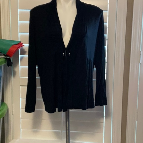 Chic Black Women's Cardigan - Picture 1 of 8